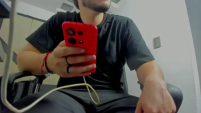 danielclarton1 online show from 10/17/25, 12:01