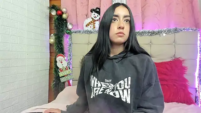 Snapshot of andy_turner chatting on 12/15/24, 07:10 andy turner online show from 12/15/24, 07:10