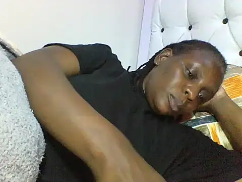Snapshot of Sweet-piie chatting on 05/01/26, 02:32 Sweet-piie online show from 05/01/26, 02:32
