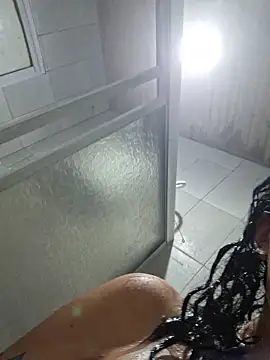 Snapshot of Sweet-diamondxxx chatting on 11/13/25, 03:55 Sweet-diamondxxx online show from 11/13/25, 03:55