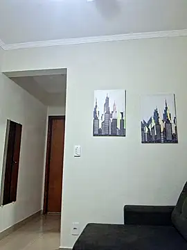 Snapshot of Sweet-diamondxxx chatting on 12/19/25, 04:41 Sweet-diamondxxx online show from 12/19/25, 04:41