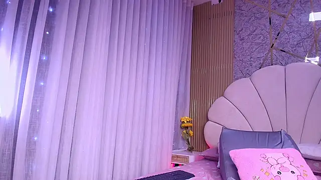 Snapshot of aisha_sh chatting on 06/06/26, 11:59 aisha sh online show from 06/06/26, 11:59