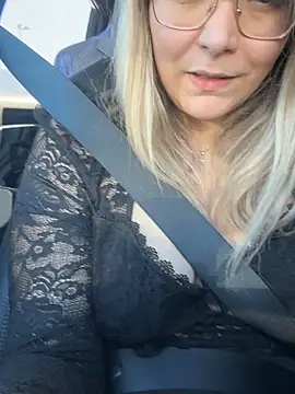 EmyLana online show from 02/15/25, 10:33