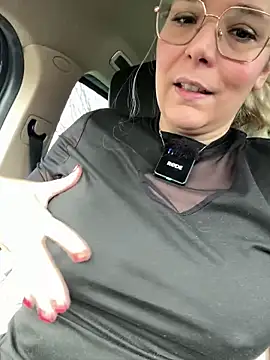 EmyLana online show from 01/18/26, 10:08