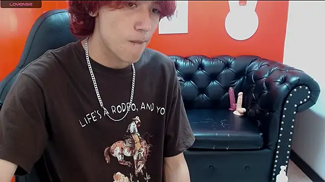 Snapshot of Stephan_Queens chatting on 12/03/24, 01:30 Stephan Queens online show from 12/03/24, 01:30