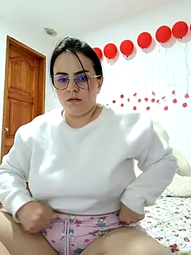 Snapshot of Im_Amelia chatting on 02/15/25, 02:37 Im Amelia online show from 02/15/25, 02:37