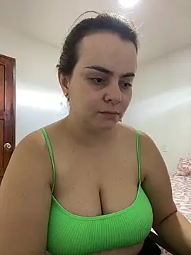 Snapshot of Im_Amelia chatting on 09/10/25, 04:07 Im Amelia online show from 09/10/25, 04:07