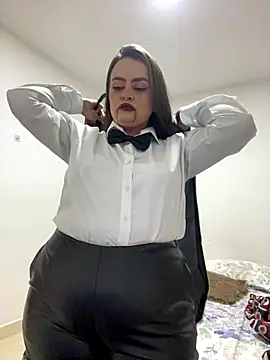 Snapshot of Im_Amelia chatting on 10/30/25, 10:32 Im Amelia online show from 10/30/25, 10:32