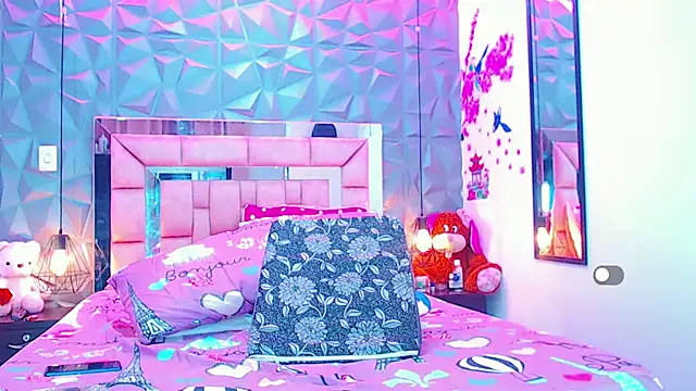 Doll IvannaTs online show from 02/07/25, 11:45