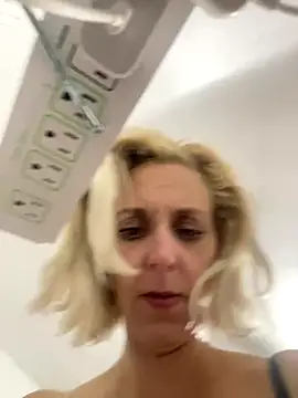 degiggxxx online show from 09/09/25, 01:49