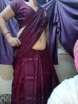 YRIMA1995 online show from 02/18/25, 03:10