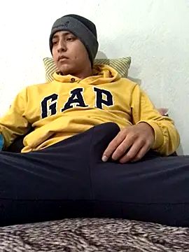 Snapshot of Slow_Kmazutra chatting on 12/02/24, 06:21 Slow Kmazutra online show from 12/02/24, 06:21