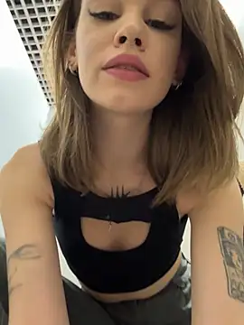 Street young online show from 03/07/25, 01:51