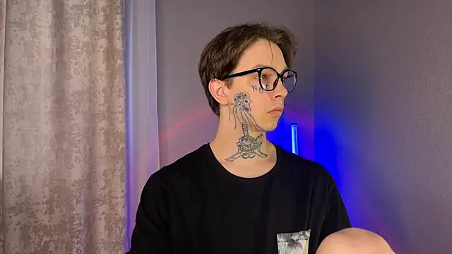 Snapshot of anahori__simon chatting on 01/14/25, 09:45 anahori simon online show from 01/14/25, 09:45