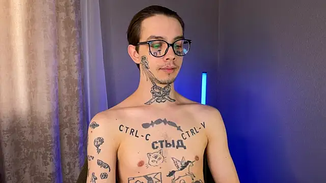 Snapshot of anahori__simon chatting on 01/25/25, 07:49 anahori simon online show from 01/25/25, 07:49