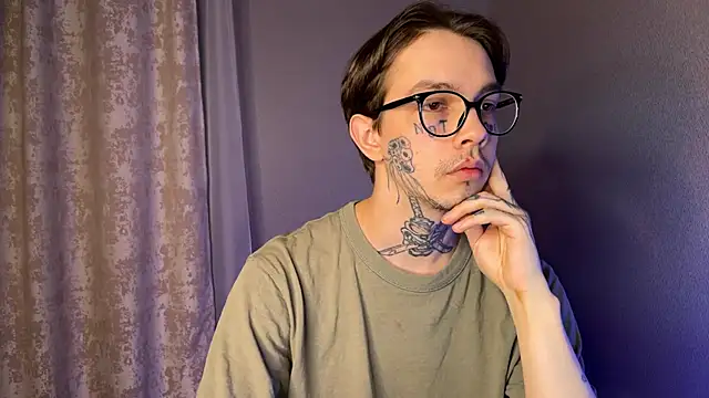 Snapshot of anahori__simon chatting on 01/27/25, 06:09 anahori simon online show from 01/27/25, 06:09