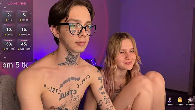 Snapshot of anahori__simon chatting on 02/03/25, 09:18 anahori simon online show from 02/03/25, 09:18