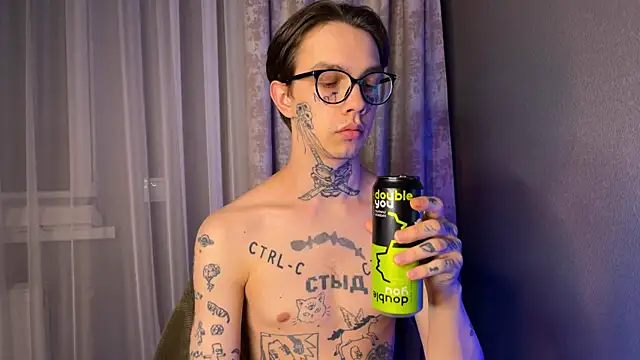 Snapshot of anahori__simon chatting on 02/05/25, 11:39 anahori simon online show from 02/05/25, 11:39