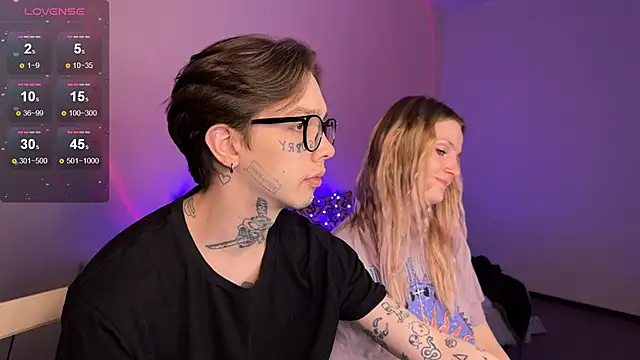 Snapshot of anahori__simon chatting on 02/08/25, 11:13 anahori simon online show from 02/08/25, 11:13