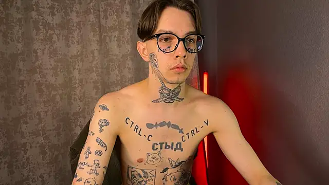 Snapshot of anahori__simon chatting on 02/28/25, 11:56 anahori simon online show from 02/28/25, 11:56