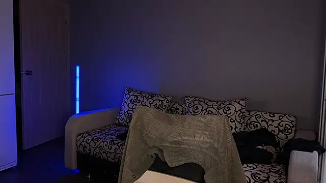 Snapshot of anahori__simon chatting on 03/17/25, 04:40 anahori simon online show from 03/17/25, 04:40