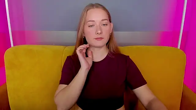 AlinaVice online show from 10/01/25, 01:11