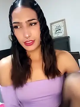 Lanna hott  online show from 03/22/25, 08:15