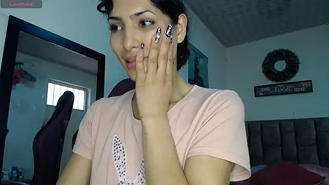 Snapshot of Lanna_hott_ chatting on 03/05/26, 04:14 Lanna hott online show from 03/05/26, 04:14