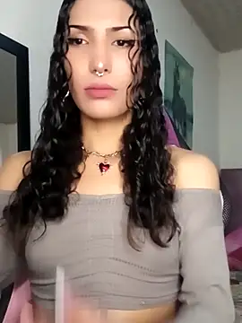 Snapshot of Lanna_hott_ chatting on 03/14/26, 05:29 Lanna hott online show from 03/14/26, 05:29