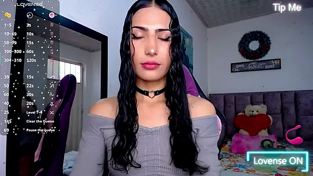 Snapshot of Lanna_hott_ chatting on 07/22/26, 06:54 Lanna hott online show from 07/22/26, 06:54