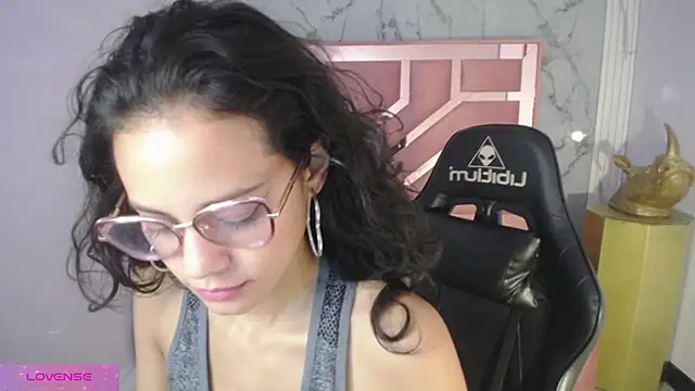 Snapshot of Tyna_ch chatting on 03/14/25, 07:01 Tyna ch online show from 03/14/25, 07:01