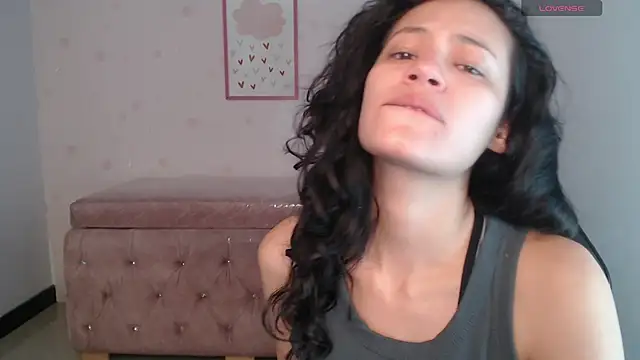 Snapshot of Tyna_ch chatting on 07/09/26, 01:04 Tyna ch online show from 07/09/26, 01:04