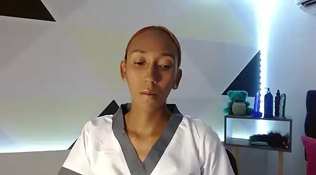 ZashaRomero online show from 02/24/25, 07:52