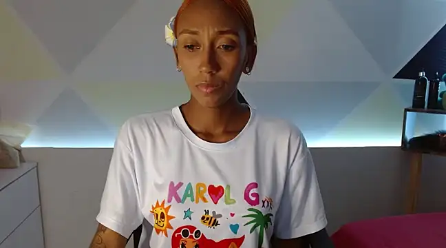 ZashaRomero online show from 03/12/25, 10:39