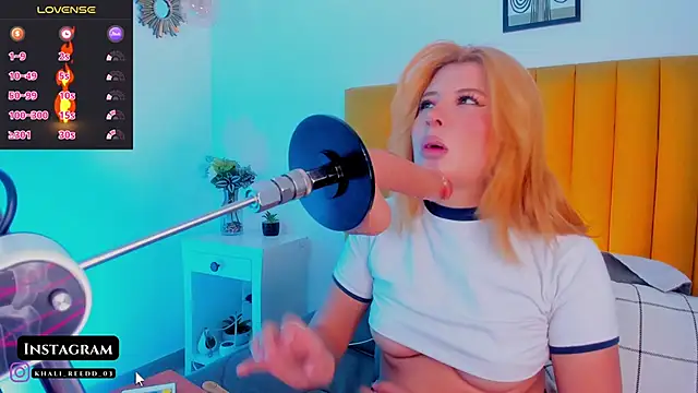 Snapshot of Khali_reed_ chatting on 11/20/25, 04:34 Khali reed online show from 11/20/25, 04:34