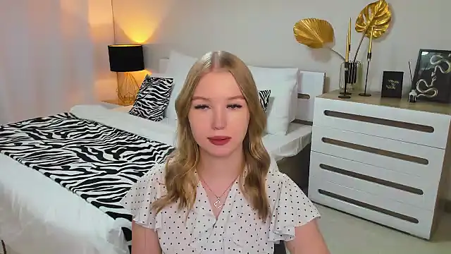 shy  lady online show from 01/17/25, 12:31