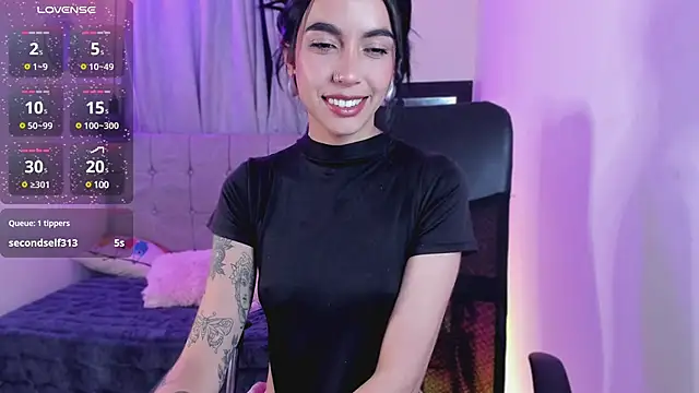 Snapshot of samy_lewis chatting on 12/07/24, 01:36 samy lewis online show from 12/07/24, 01:36