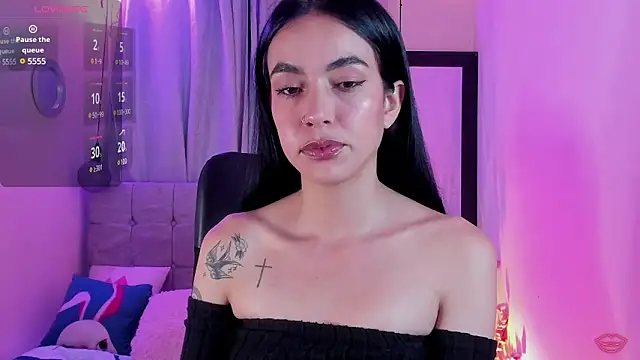 Snapshot of samy_lewis chatting on 12/14/24, 04:12 samy lewis online show from 12/14/24, 04:12