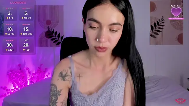 Snapshot of samy_lewis chatting on 10/06/25, 03:59 samy lewis online show from 10/06/25, 03:59