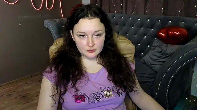 GloriNichols online show from 03/17/25, 02:12