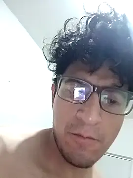 Snapshot of ale3J4a chatting on 03/29/26, 07:08 ale3J4a online show from 03/29/26, 07:08