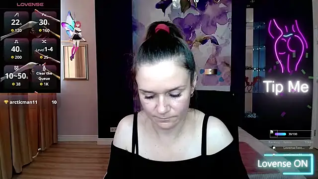 AriaGray online show from 10/13/25, 01:33