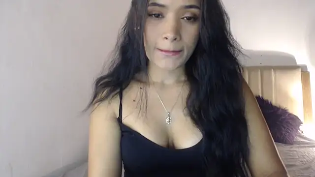 Snapshot of sabrina_brunette chatting on 04/08/26, 03:28 sabrina brunette online show from 04/08/26, 03:28