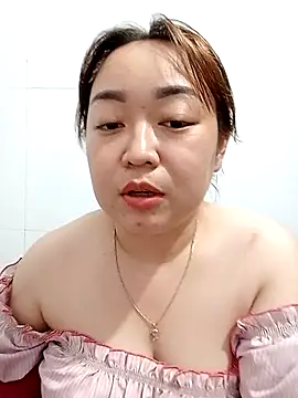 VyOanh2K online show from 02/24/25, 01:21