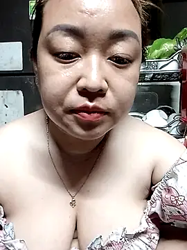 VyOanh2K online show from 11/11/25, 03:34