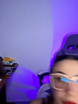 Snapshot of Aria_Bennett21 chatting on 03/13/26, 04:41 Aria Bennett21 online show from 03/13/26, 04:41