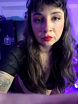 Snapshot of Aria_Bennett21 chatting on 06/14/26, 02:57 Aria Bennett21 online show from 06/14/26, 02:57