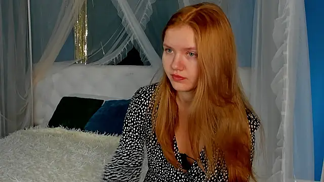 Eva  Lewis online show from 02/03/26, 01:15