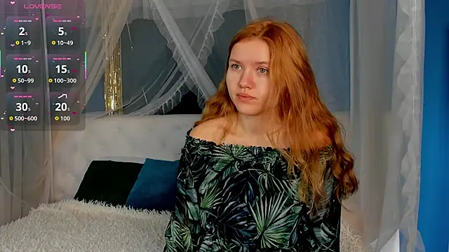 Eva  Lewis online show from 02/05/26, 01:10