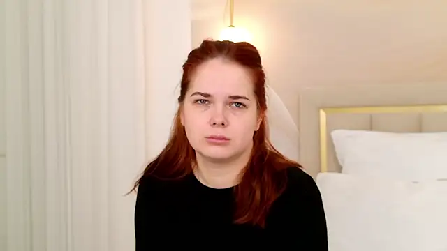 DeniseReese online show from 12/04/25, 02:54